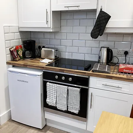 Luxury Town Centre Апартаменты